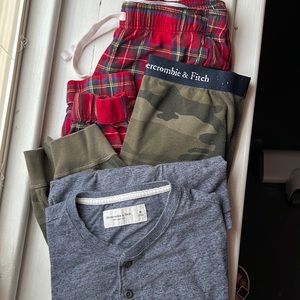 Lot of 3 Men’s Abercrombie & Fitch Loungewear